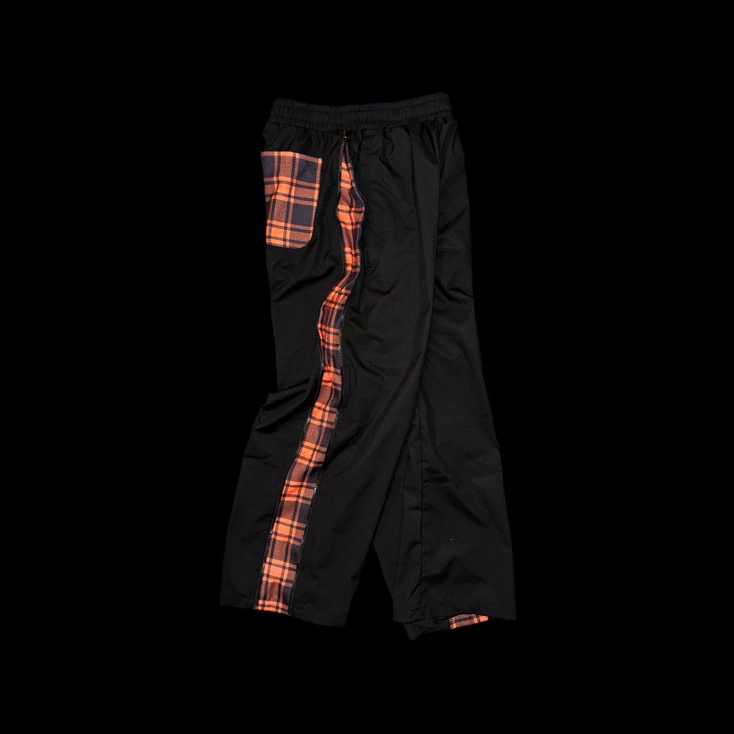 BLACK WINDBREAKER PANTS